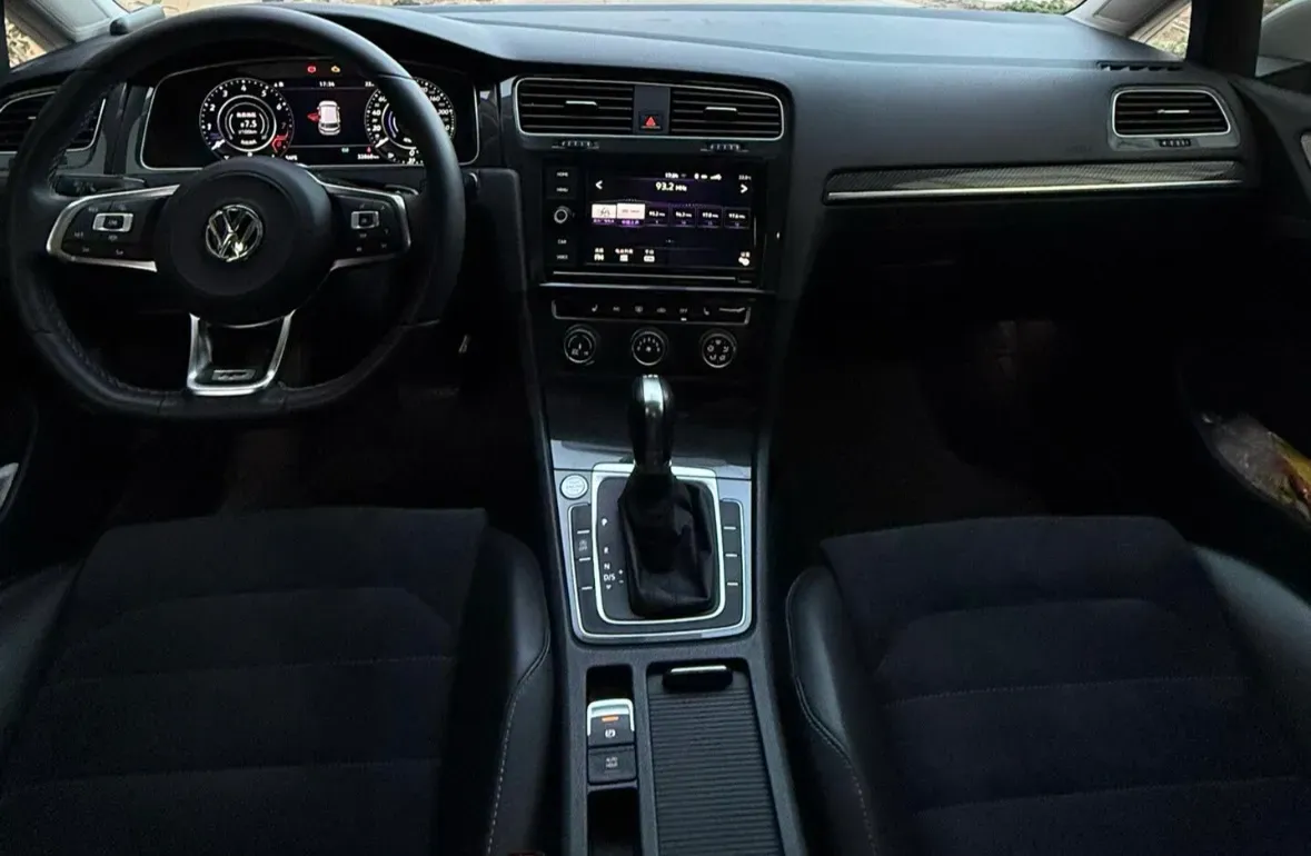 2019 Volkswagen Golf 1.4T 150HP L4 7DCT,autocango,china used car exporter,china ev exporter,chinese used car exporter,chinese used ev exporter