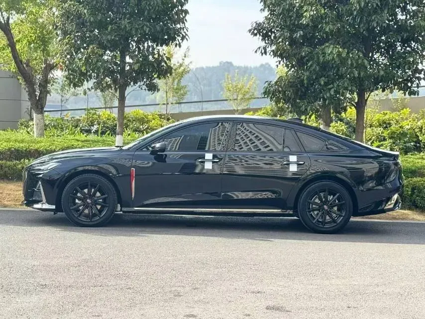 2023 HongQi H6 2.0T 252HP L4 8AT,autocango,china used car exporter,china ev exporter,chinese used car exporter,chinese used ev exporter