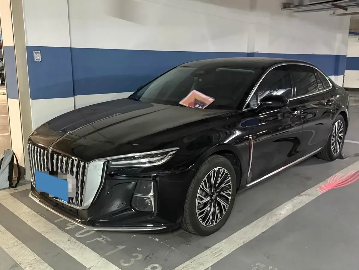 2024 HongQi H5 2.0T 224HP L4 8AT,autocango,china used car exporter,china ev exporter,chinese used car exporter,chinese used ev exporter