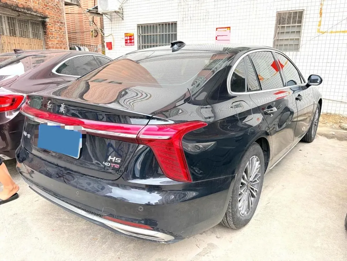 2024 HongQi H5 2.0T 224HP L4 8AT,autocango,china used car exporter,china ev exporter,chinese used car exporter,chinese used ev exporter