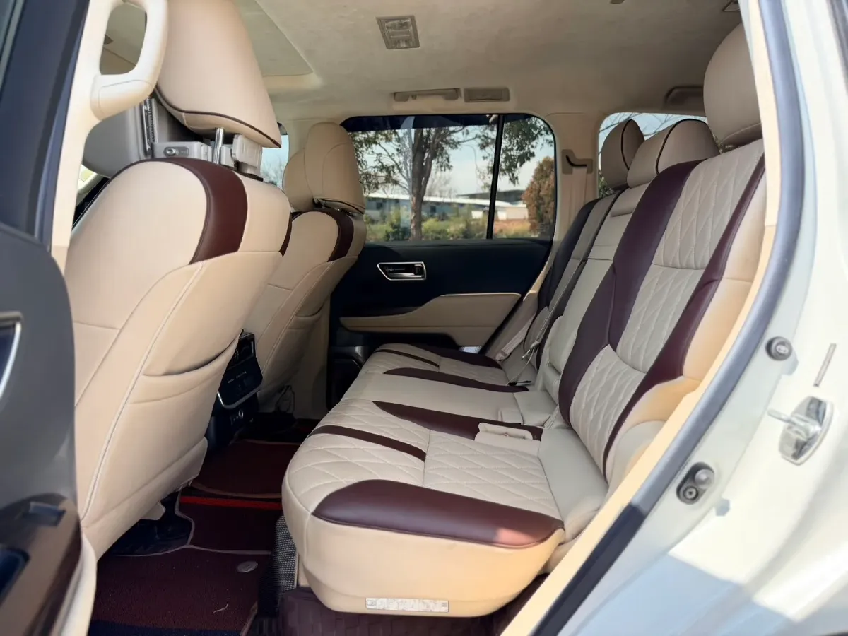 2021 Chevrolet Trax 1.0T 125HP L3 6AT,autocango,china used car exporter,china ev exporter,chinese used car exporter,chinese used ev exporter