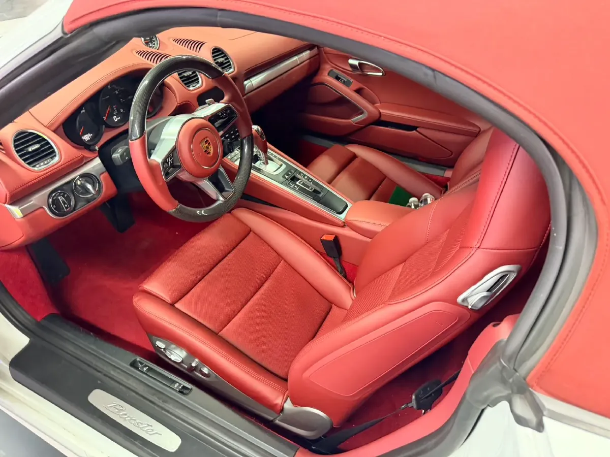 2020 Porsche 718 2.0T 250HP H4 7DCT,autocango,china used car exporter,china ev exporter,chinese used car exporter,chinese used ev exporter