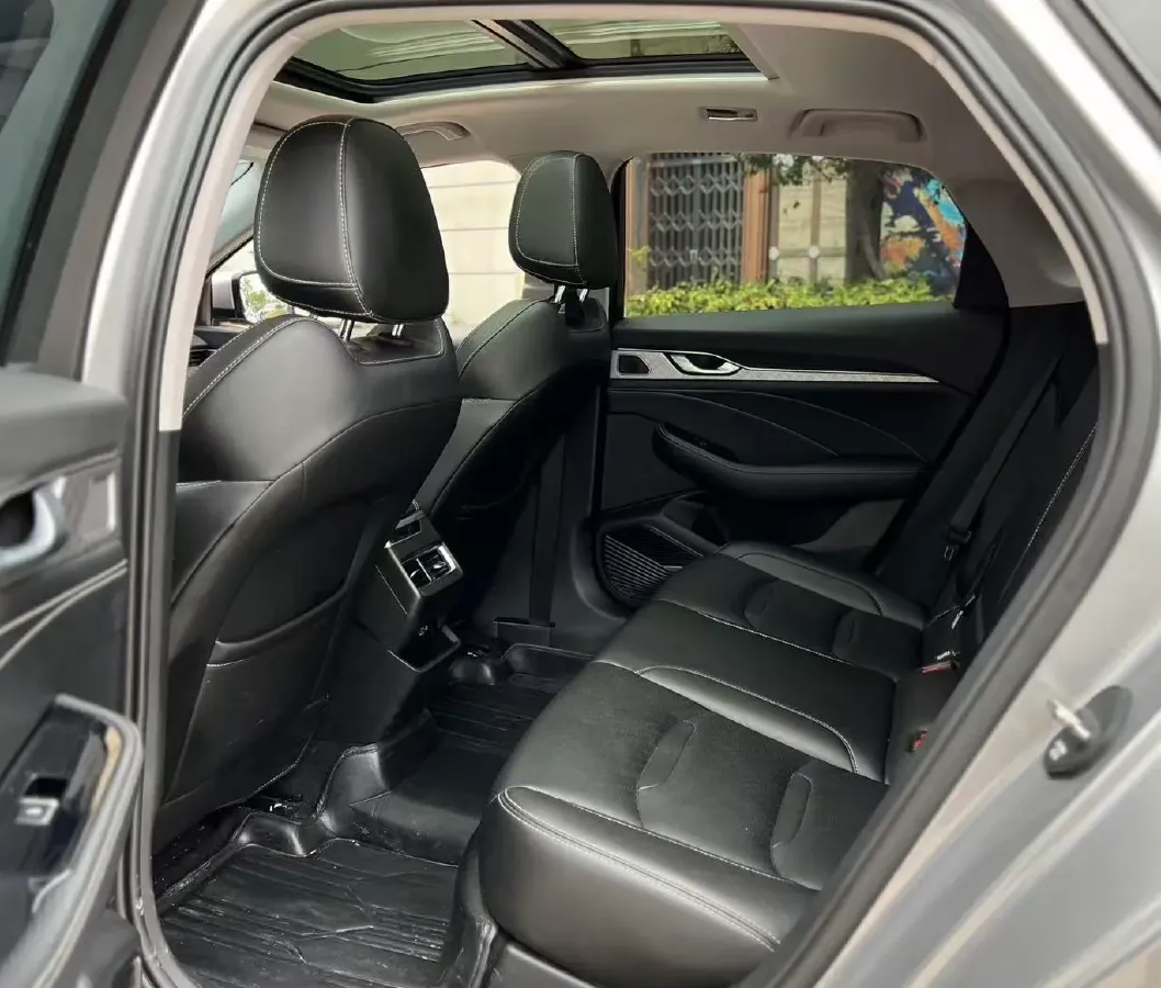 2021 Geely Preface 2.0T 190HP L4 7DCT,autocango,china used car exporter,china ev exporter,chinese used car exporter,chinese used ev exporter