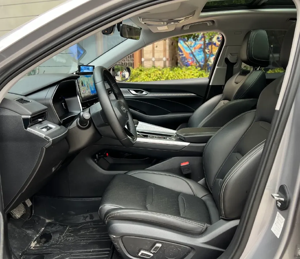 2021 Geely Preface 2.0T 190HP L4 7DCT,autocango,china used car exporter,china ev exporter,chinese used car exporter,chinese used ev exporter