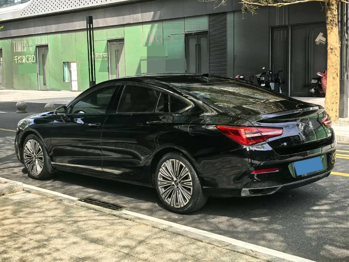 2020 HongQi H5 1.8T 197HP L4 6AT,autocango,china used car exporter,china ev exporter,chinese used car exporter,chinese used ev exporter