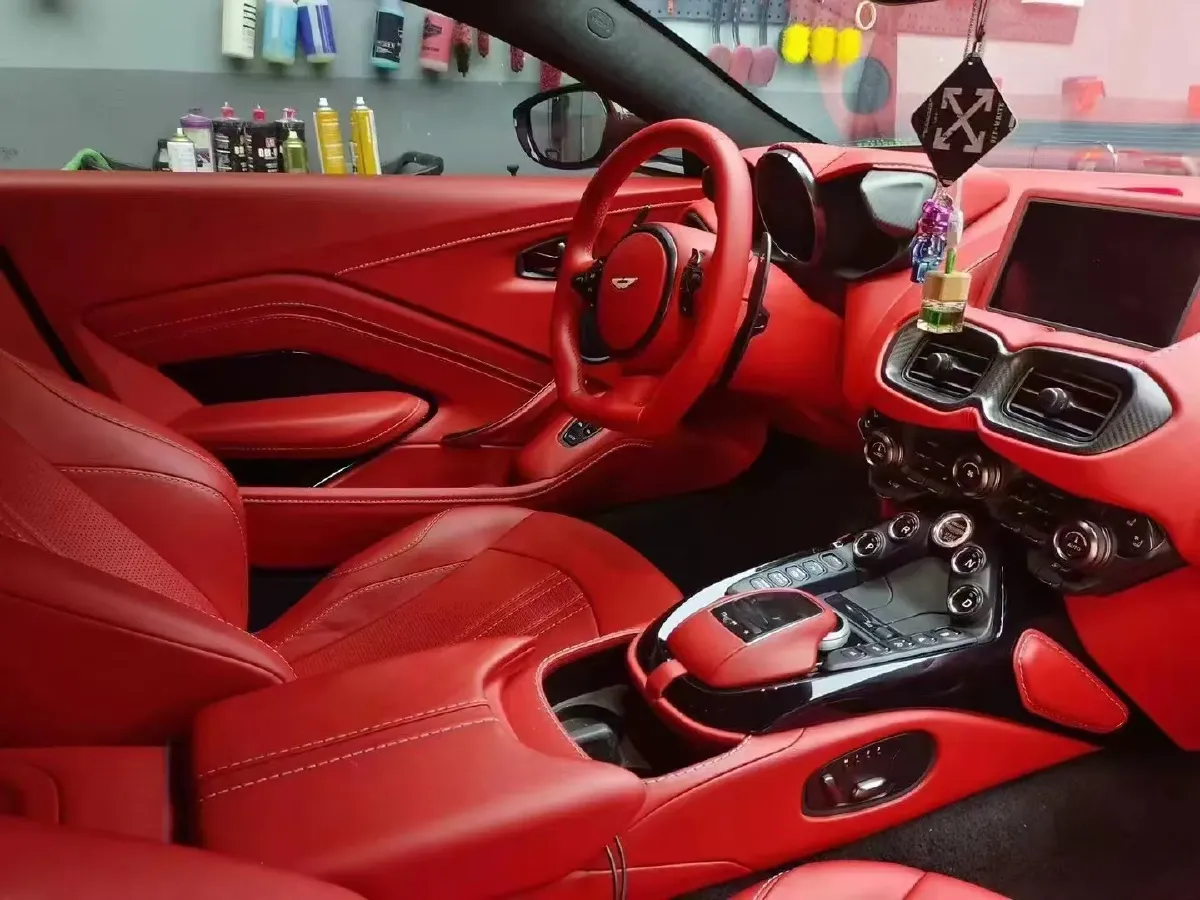 2020 Aston Martin V8 Vantage 4.0T 510HP V8 8AT,autocango,china used car exporter,china ev exporter,chinese used car exporter,chinese used ev exporter