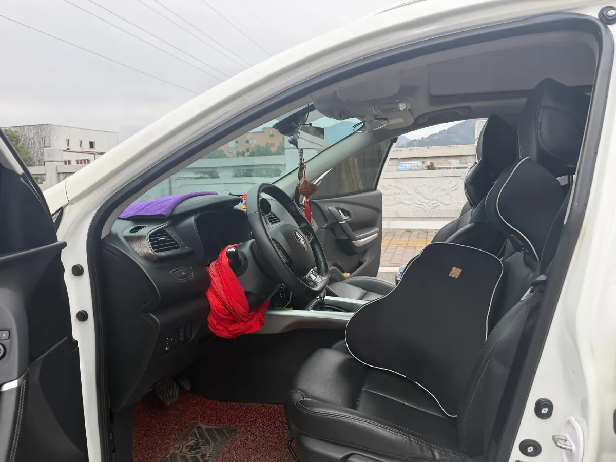 2017 Renault Kadjar 2.0L 150HP L4 CVT,autocango,china used car exporter,china ev exporter,chinese used car exporter,chinese used ev exporter