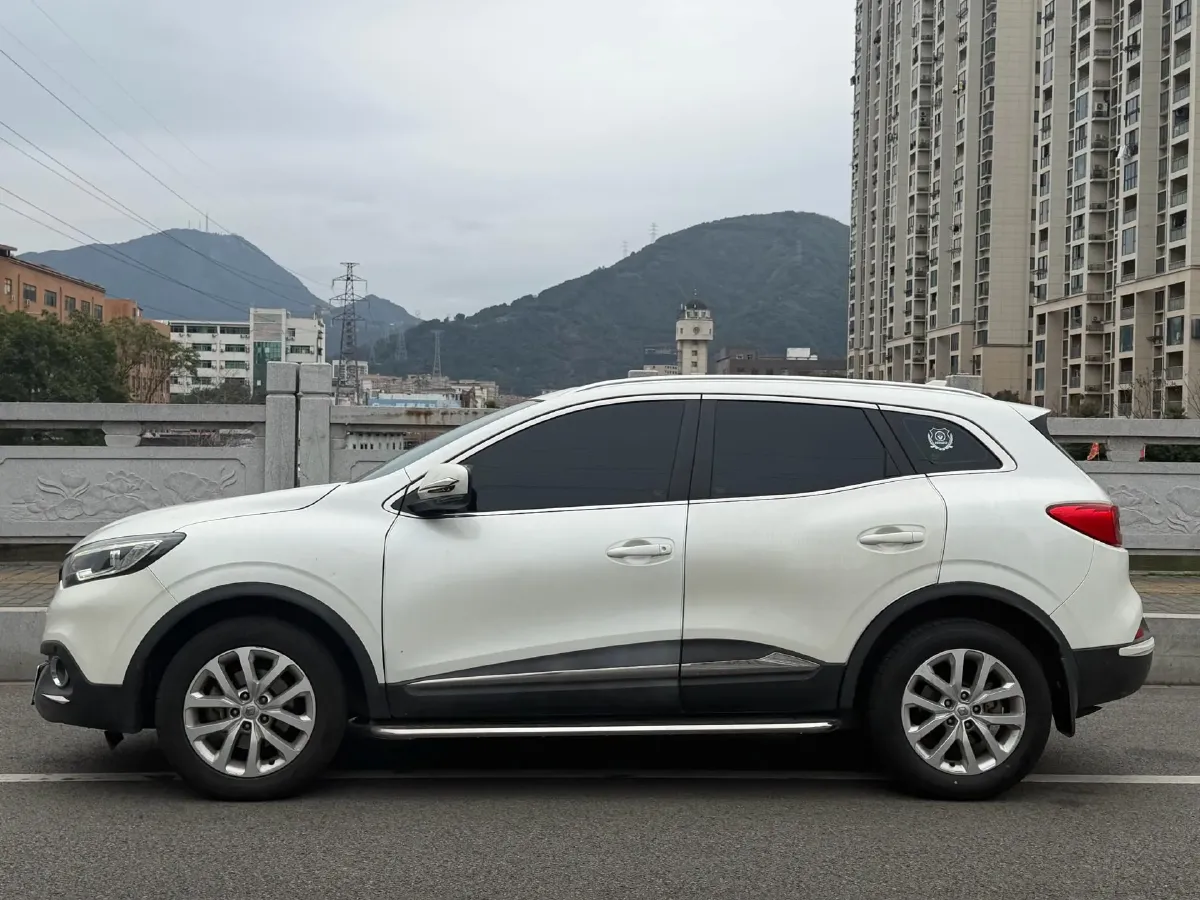 2017 Renault Kadjar 2.0L 150HP L4 CVT,autocango,china used car exporter,china ev exporter,chinese used car exporter,chinese used ev exporter