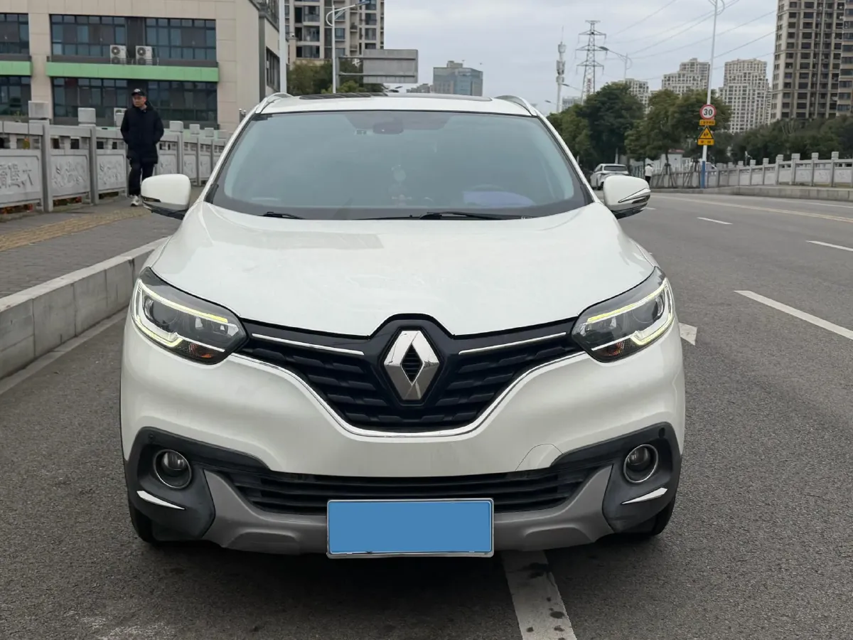 2017 Renault Kadjar 2.0L 150HP L4 CVT,autocango,china used car exporter,china ev exporter,chinese used car exporter,chinese used ev exporter