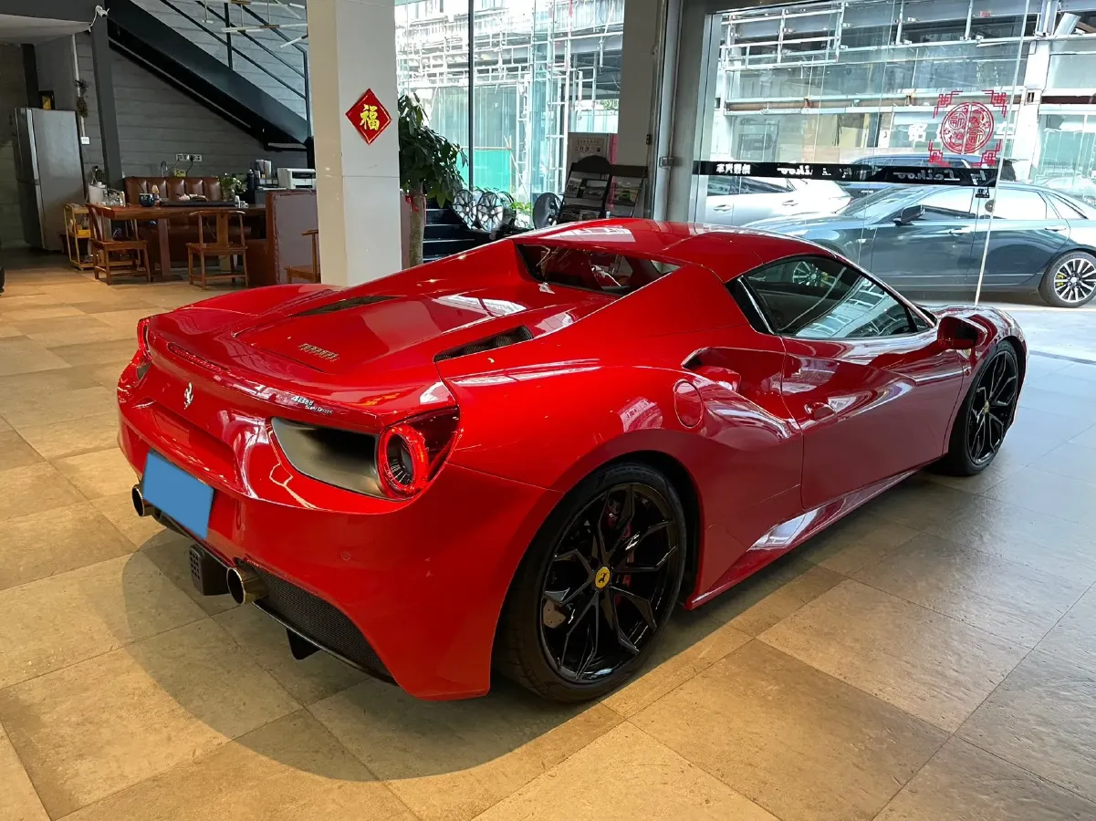 2015 Ferrari 488 3.9T 670HP V8 7DCT,autocango,china used car exporter,china ev exporter,chinese used car exporter,chinese used ev exporter
