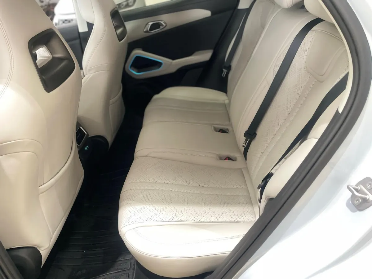 2025 BYD YuanUP BEV 45.12KWH,autocango,china used car exporter,china ev exporter,chinese used car exporter,chinese used ev exporter