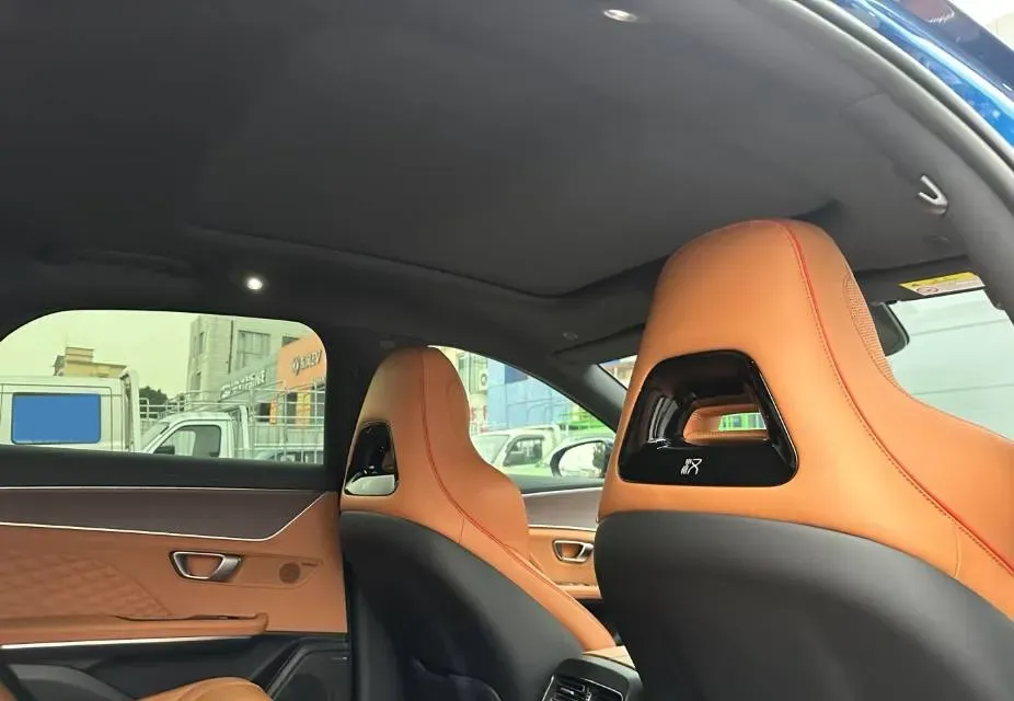 2022 Volkswagen Tiguan L 2.0T 186HP L4 7DCT,autocango,china used car exporter,china ev exporter,chinese used car exporter,chinese used ev exporter