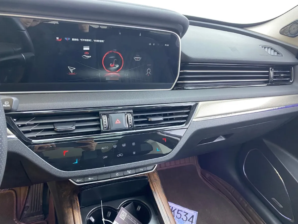 2022 HongQi HS5 2.0T 224HP L4 6AT,autocango,china used car exporter,china ev exporter,chinese used car exporter,chinese used ev exporter