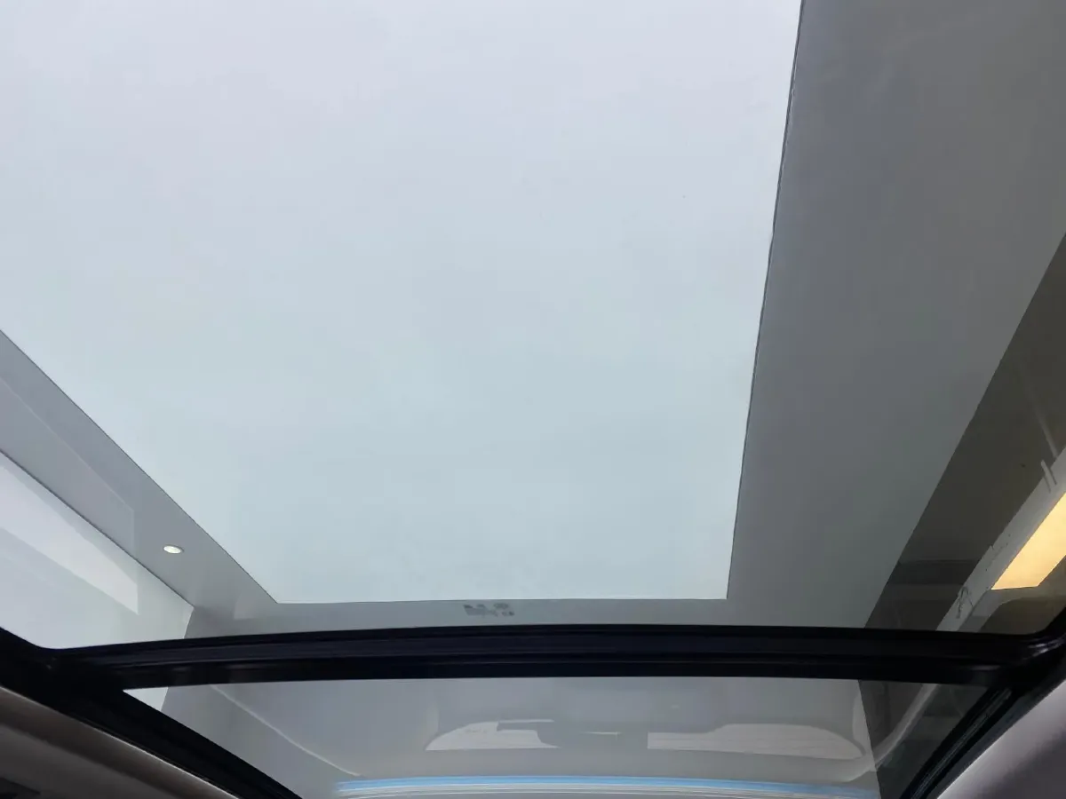 2022 HongQi HS5 2.0T 224HP L4 6AT,autocango,china used car exporter,china ev exporter,chinese used car exporter,chinese used ev exporter