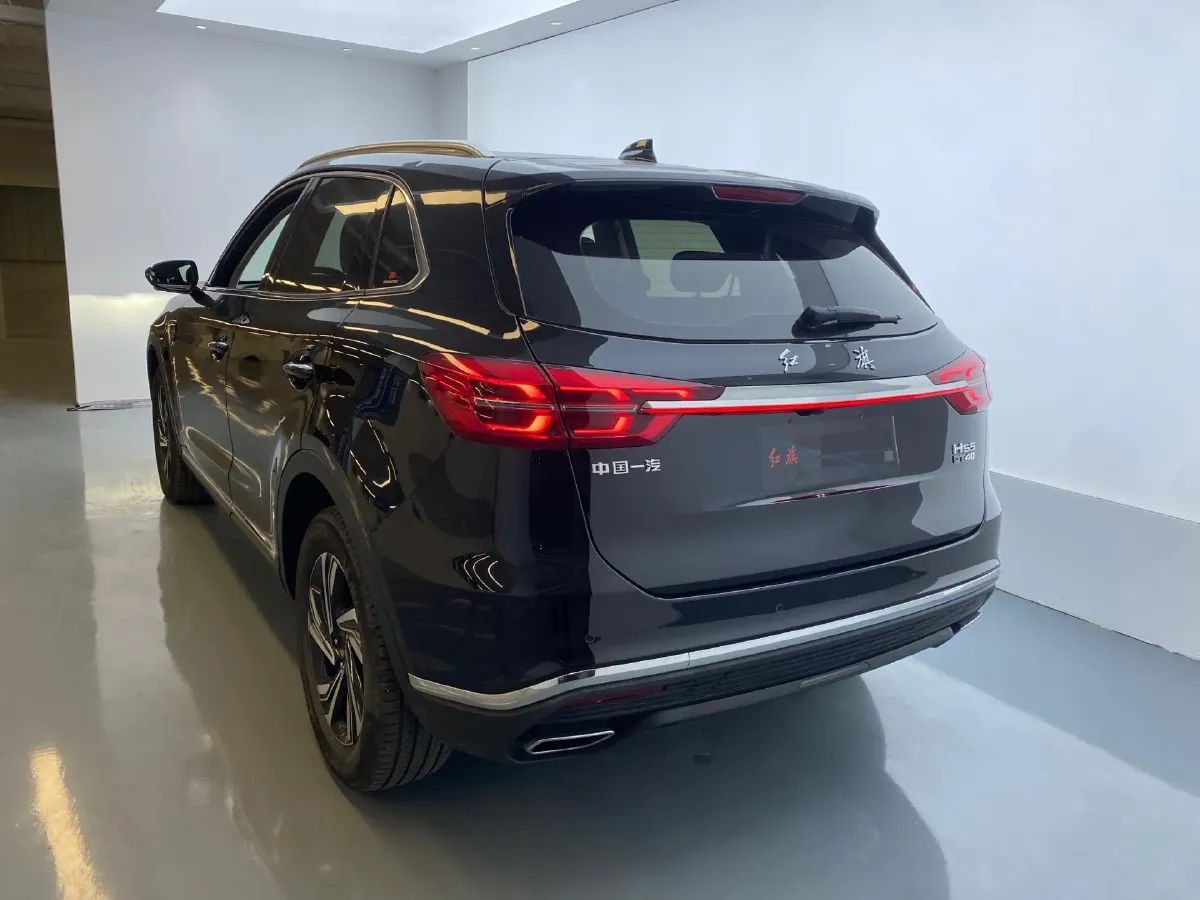 2022 HongQi HS5 2.0T 224HP L4 6AT,autocango,china used car exporter,china ev exporter,chinese used car exporter,chinese used ev exporter