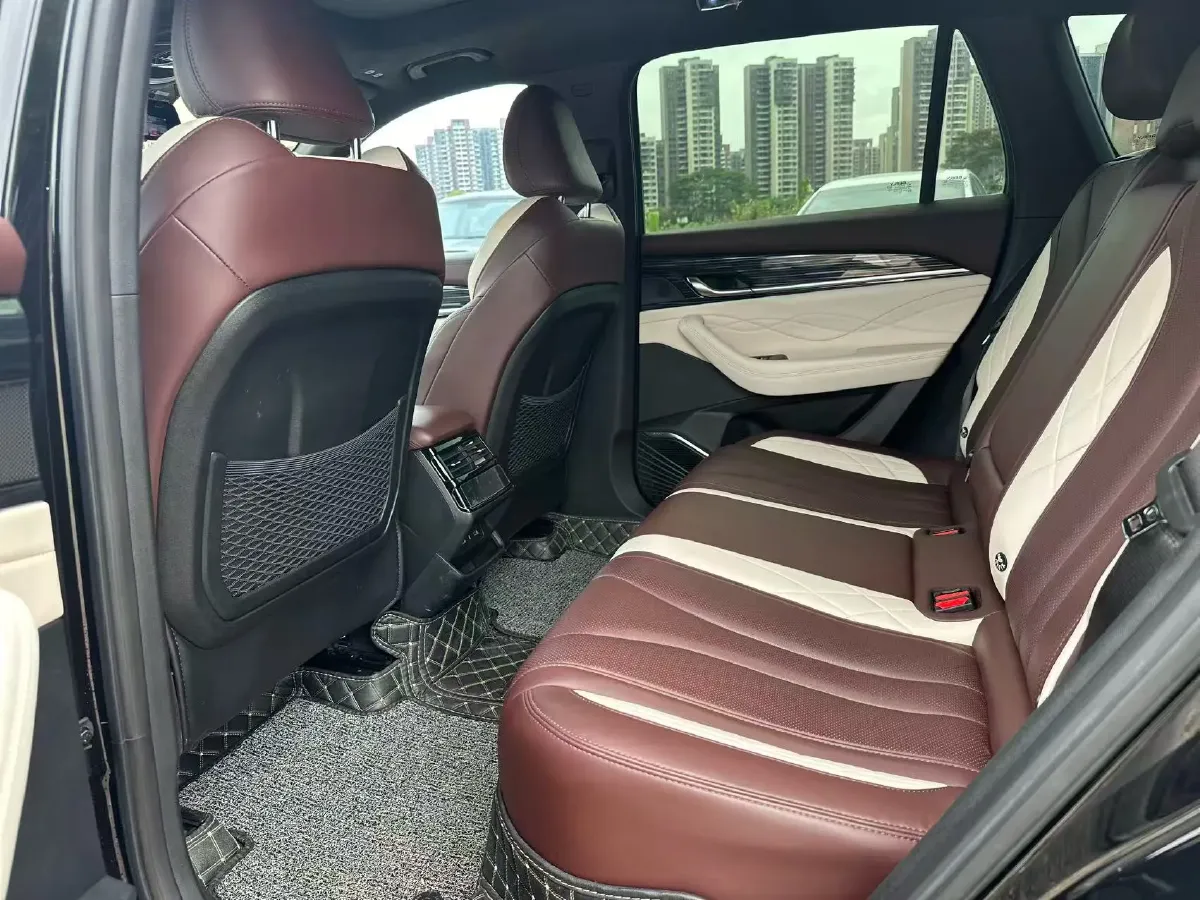 2021 Geely Monjaro 2.0T 218HP L4 7DCT,autocango,china used car exporter,china ev exporter,chinese used car exporter,chinese used ev exporter