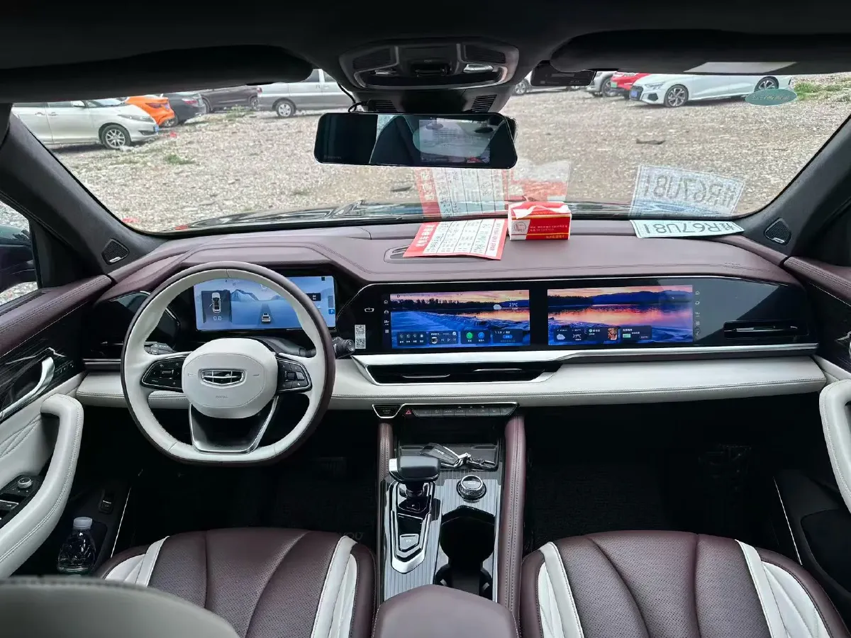 2021 Geely Monjaro 2.0T 218HP L4 7DCT,autocango,china used car exporter,china ev exporter,chinese used car exporter,chinese used ev exporter