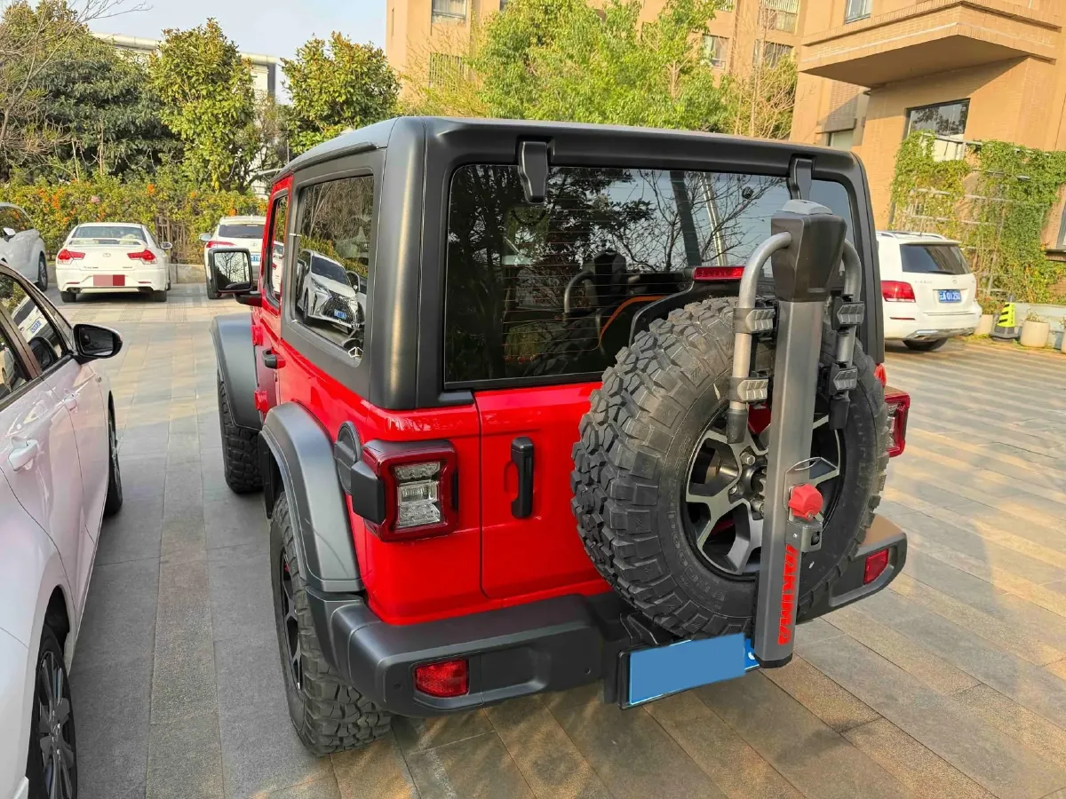 2021 Jeep Wrangler 2.0T 266HP L4 8AT,autocango,china used car exporter,china ev exporter,chinese used car exporter,chinese used ev exporter
