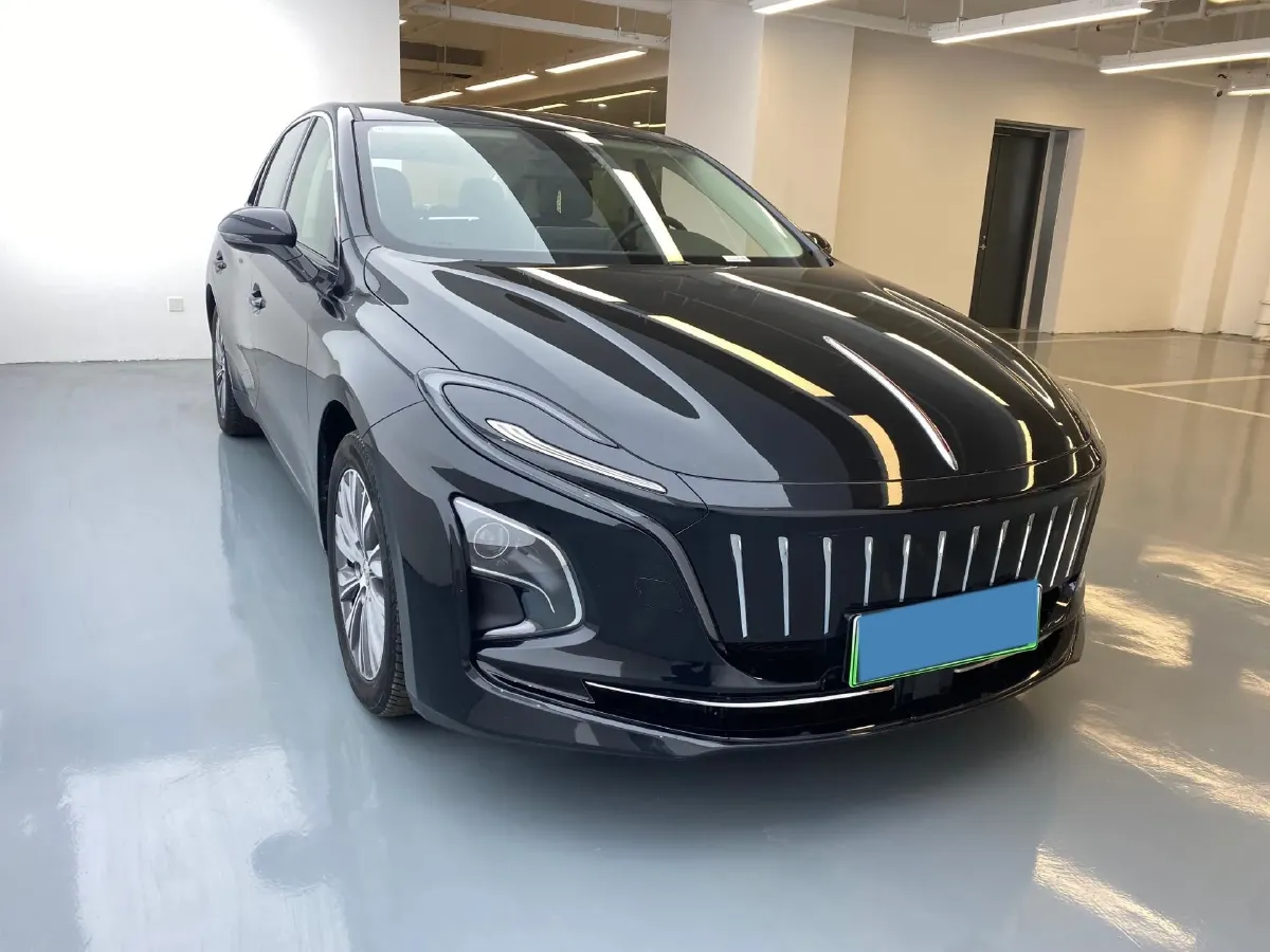 2022 HongQi E-QM5 BEV 54KWH,autocango,china used car exporter,china ev exporter,chinese used car exporter,chinese used ev exporter