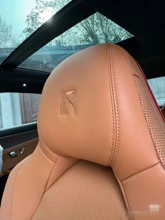 2022 Volkswagen Tiguan L 2.0T 186HP L4 7DCT,autocango,china used car exporter,china ev exporter,chinese used car exporter,chinese used ev exporter