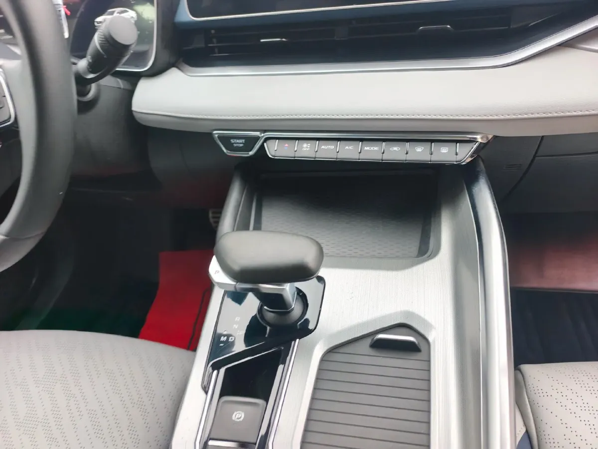 2023 Geely Preface 2.0T 190HP L4 7DCT,autocango,china used car exporter,china ev exporter,chinese used car exporter,chinese used ev exporter