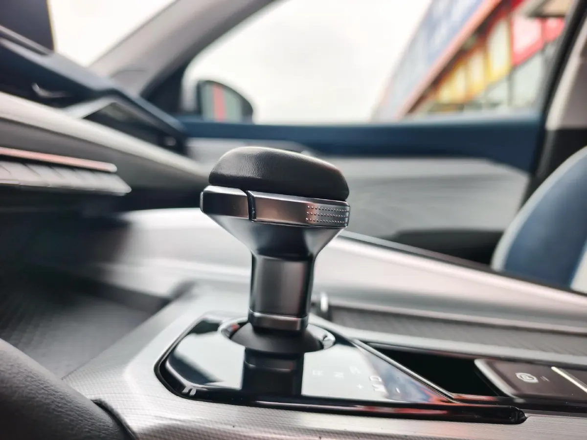 2023 Geely Preface 2.0T 190HP L4 7DCT,autocango,china used car exporter,china ev exporter,chinese used car exporter,chinese used ev exporter