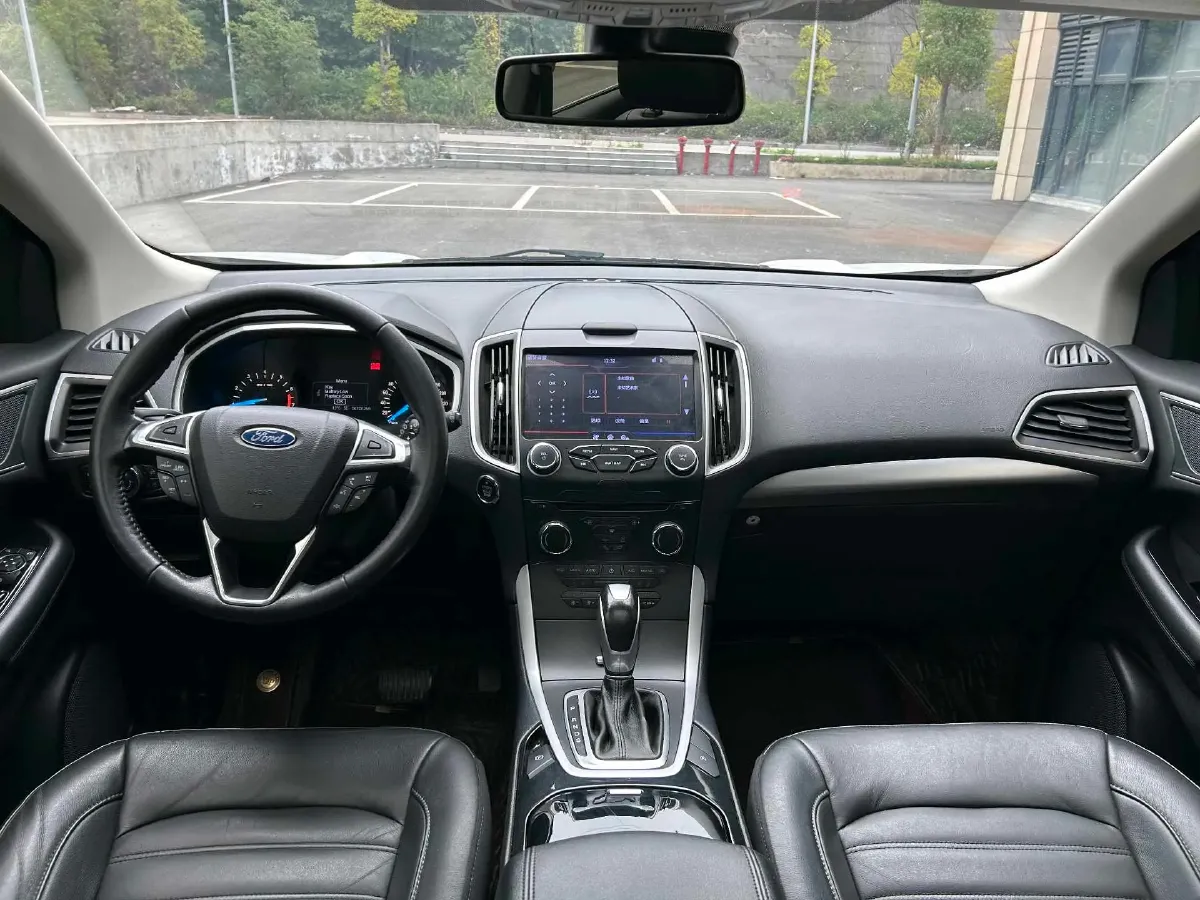 2018 Ford Mondeo 2.0T 245HP L4 6AT,autocango,china used car exporter,china ev exporter,chinese used car exporter,chinese used ev exporter