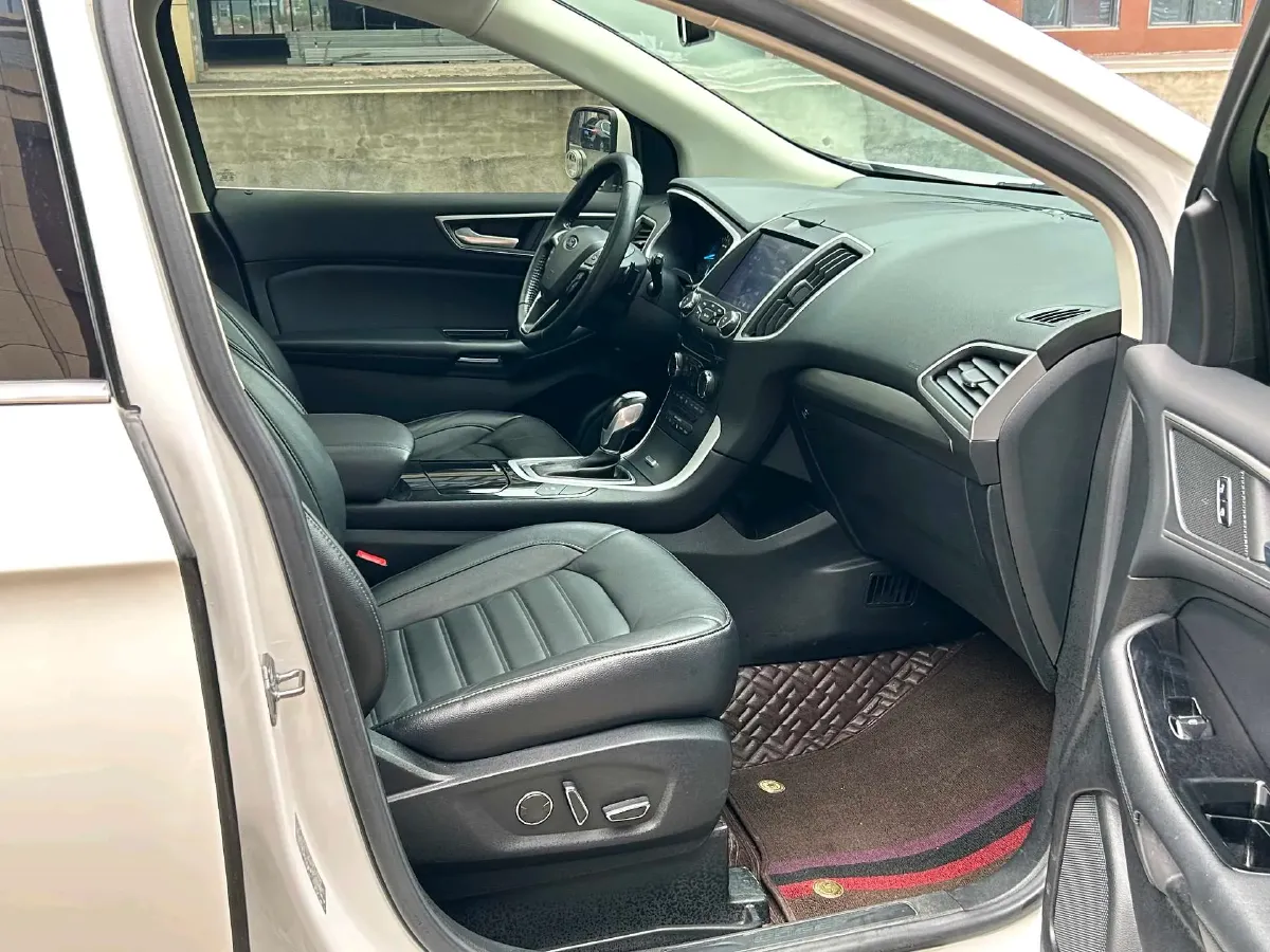 2018 Ford Mondeo 2.0T 245HP L4 6AT,autocango,china used car exporter,china ev exporter,chinese used car exporter,chinese used ev exporter