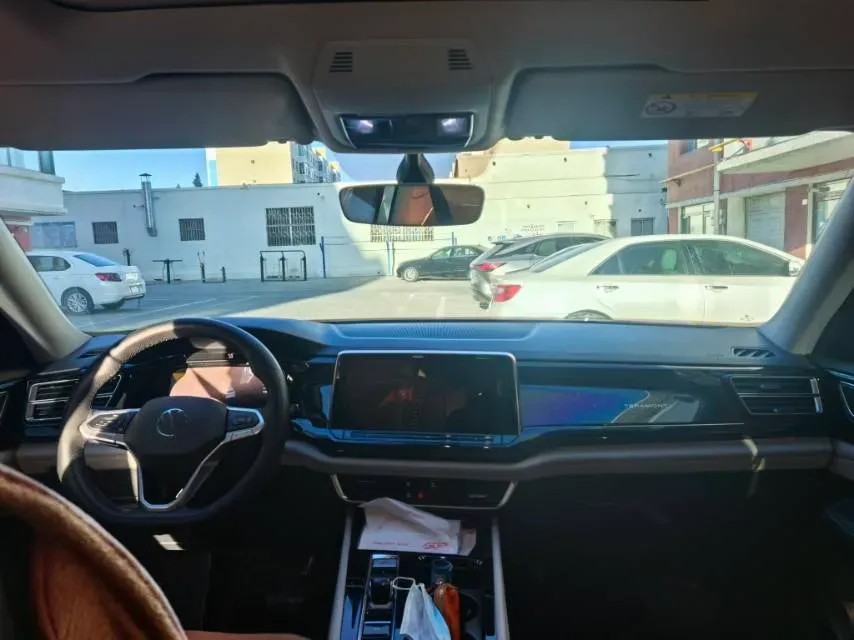 2021 Volkswagen Teramont 2.0T 220HP L4 7DCT,autocango,china used car exporter,china ev exporter,chinese used car exporter,chinese used ev exporter