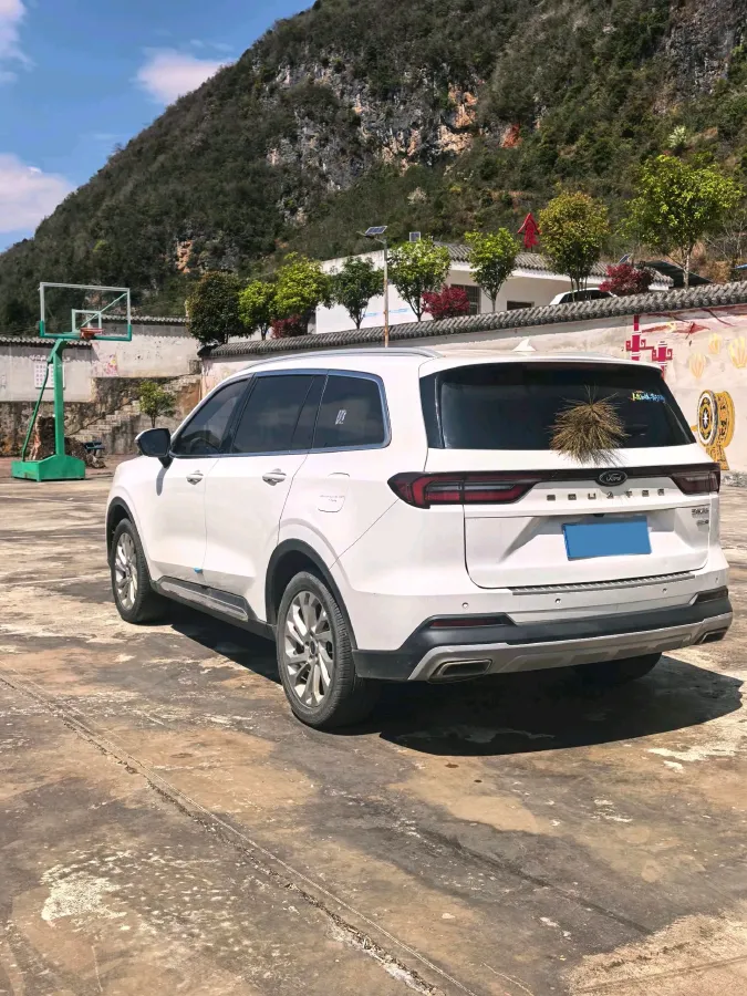 2021 Ford Equator 2.0T 224HP L4 6DCT,autocango,china used car exporter,china ev exporter,chinese used car exporter,chinese used ev exporter