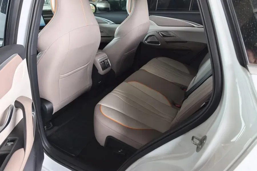 2023 BYD Song Pro 1.5L 110HP L4 E-CVT PHEV 12.9KWH,autocango,china used car exporter,china ev exporter,chinese used car exporter,chinese used ev exporter