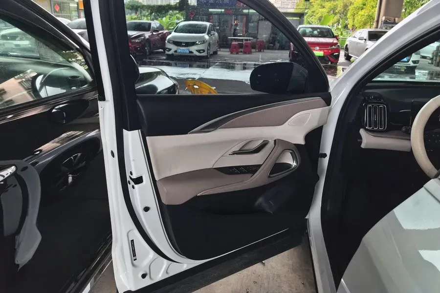 2023 BYD Song Pro 1.5L 110HP L4 E-CVT PHEV 12.9KWH,autocango,china used car exporter,china ev exporter,chinese used car exporter,chinese used ev exporter