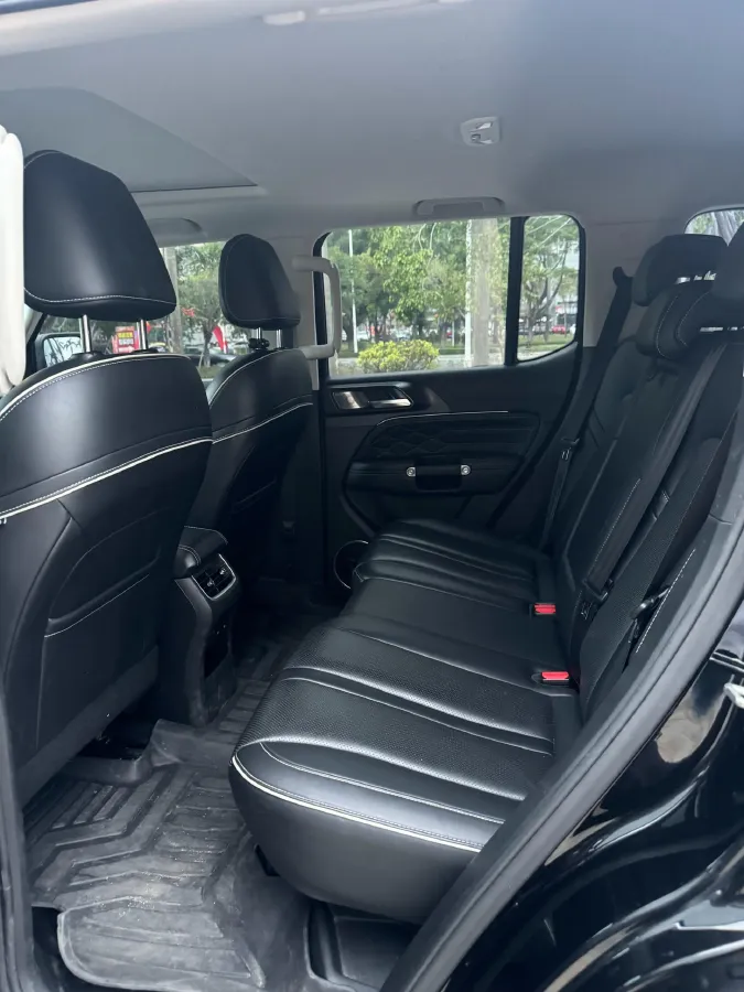 2021 Tank 300 2.0T 227HP L4 8AT,autocango,china used car exporter,china ev exporter,chinese used car exporter,chinese used ev exporter