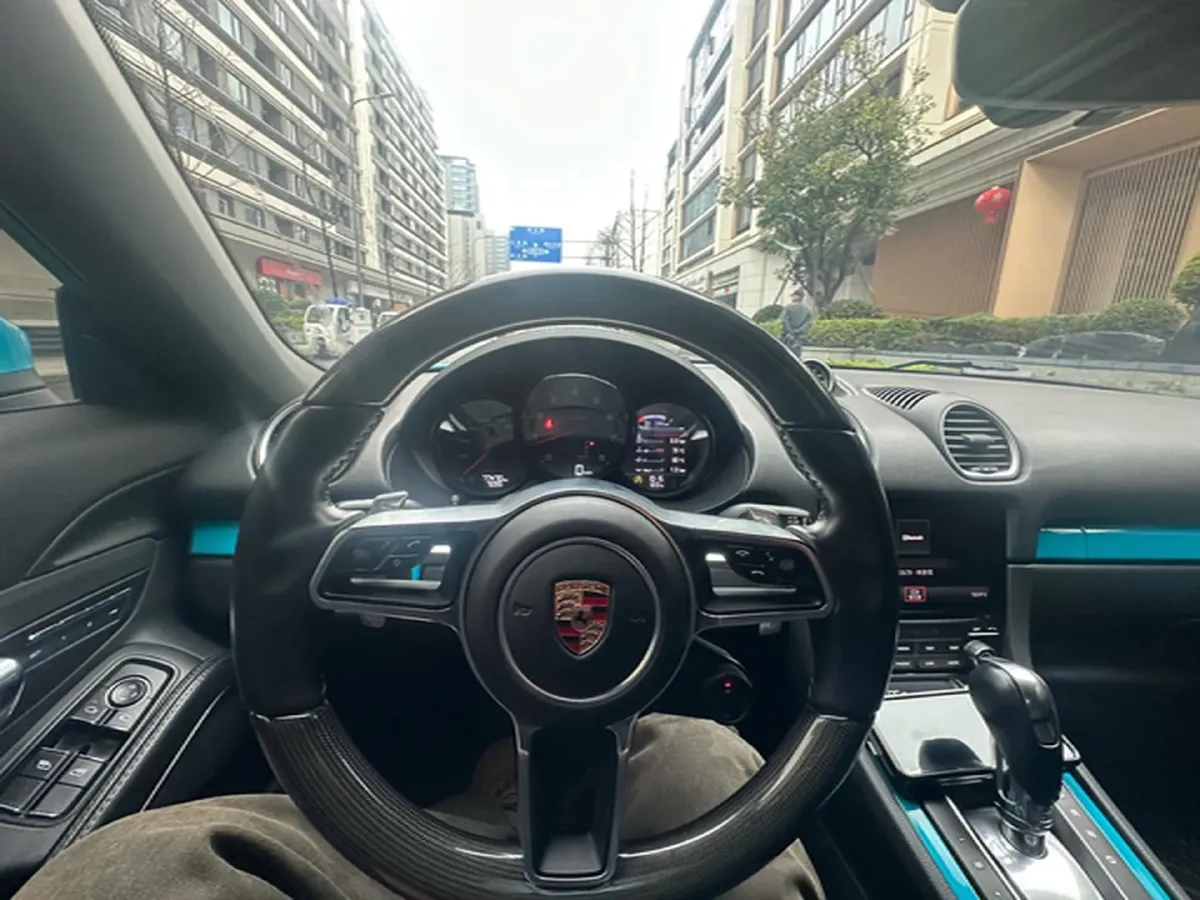 2018 Porsche 718 2.0T 250HP H4 7DCT,autocango,china used car exporter,china ev exporter,chinese used car exporter,chinese used ev exporter