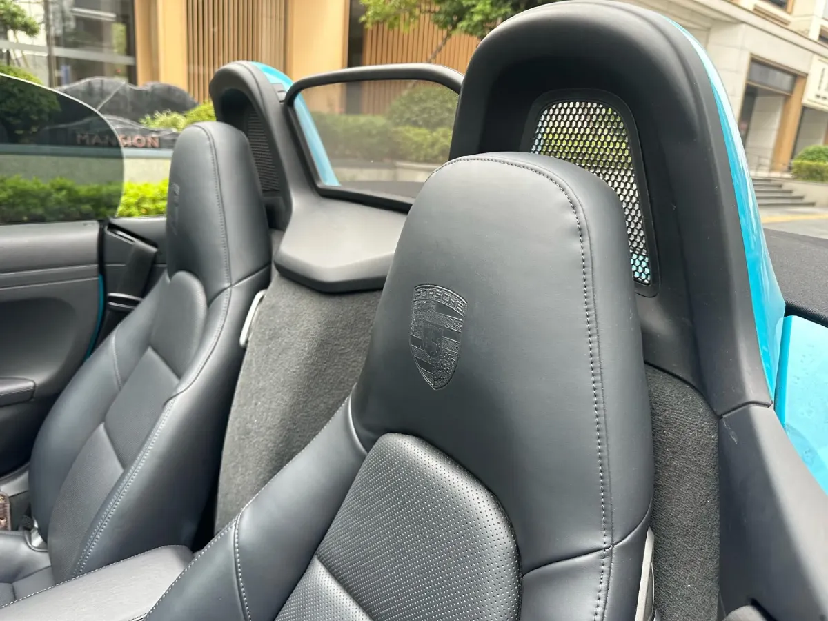 2018 Porsche 718 2.0T 250HP H4 7DCT,autocango,china used car exporter,china ev exporter,chinese used car exporter,chinese used ev exporter