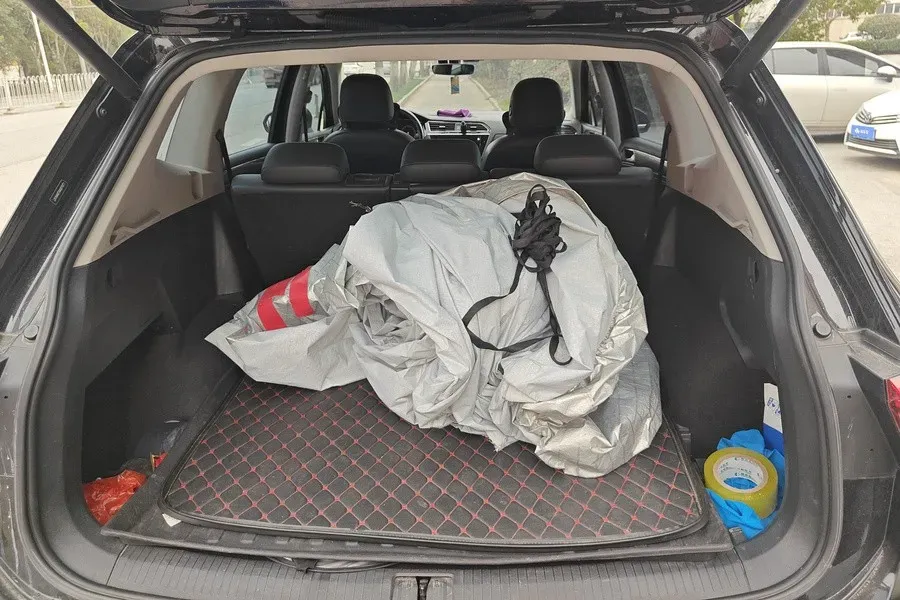 2021 Volkswagen Tiguan L 2.0T 186HP L4 7DCT,autocango,china used car exporter,china ev exporter,chinese used car exporter,chinese used ev exporter