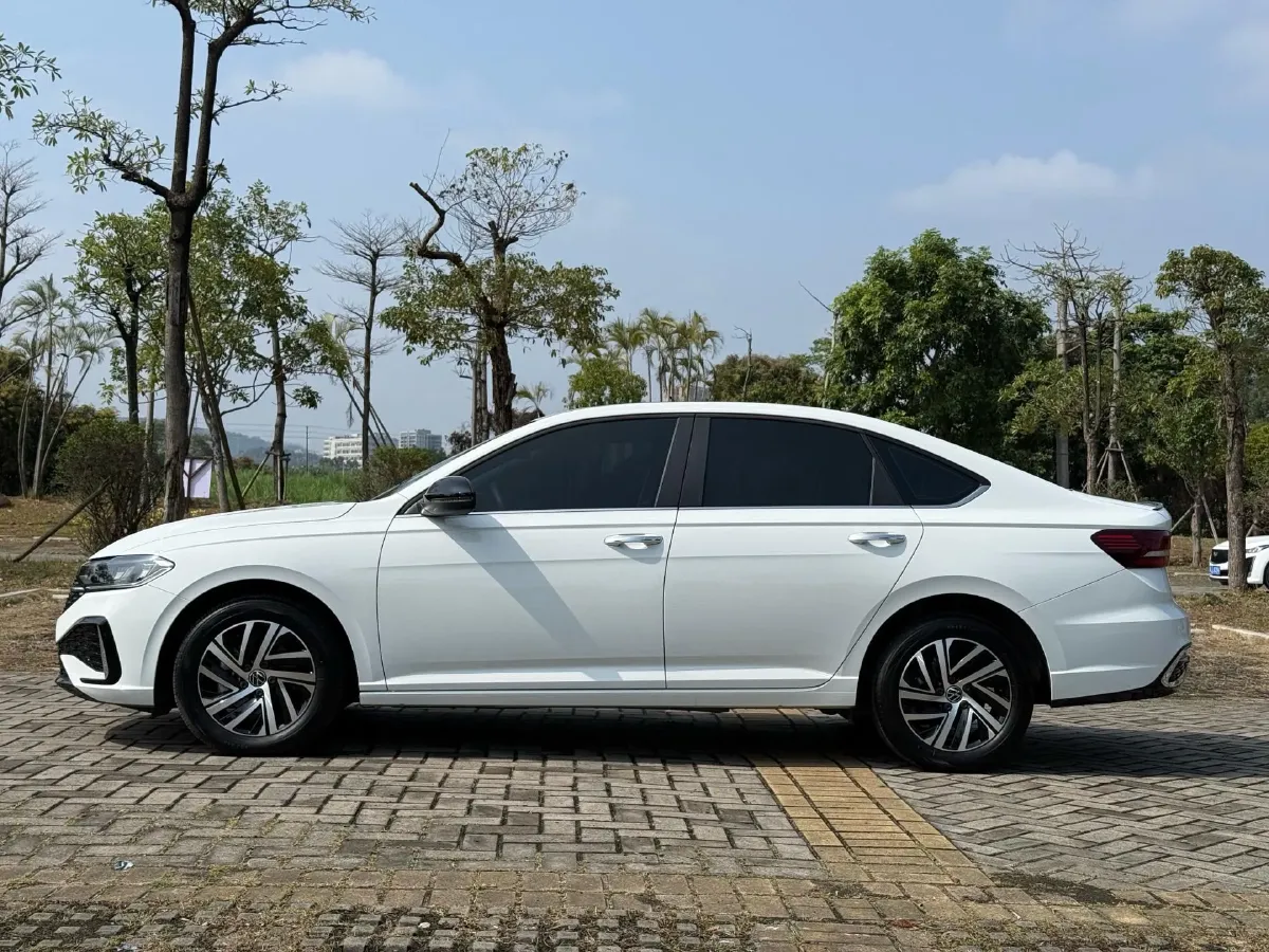 2024 Volkswagen Lavida 1.5T 160HP L4 7DCT,autocango,china used car exporter,china ev exporter,chinese used car exporter,chinese used ev exporter