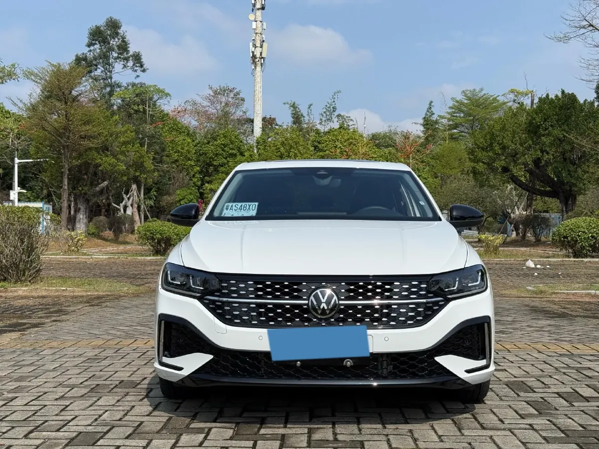 2024 Volkswagen Lavida 1.5T 160HP L4 7DCT,autocango,china used car exporter,china ev exporter,chinese used car exporter,chinese used ev exporter