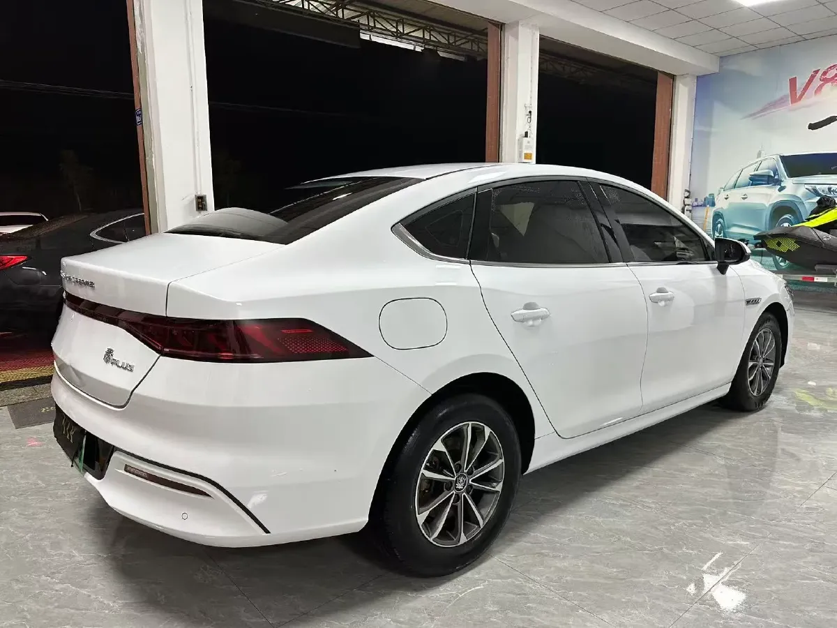2024 BYD Qin Plus 1.5L 110HP L4 E-CVT PHEV 8.32KWH,autocango,china used car exporter,china ev exporter,chinese used car exporter,chinese used ev exporter