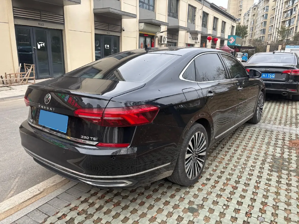 2021 Volkswagen Passat 2.0T 186HP L4 7DCT,autocango,china used car exporter,china ev exporter,chinese used car exporter,chinese used ev exporter