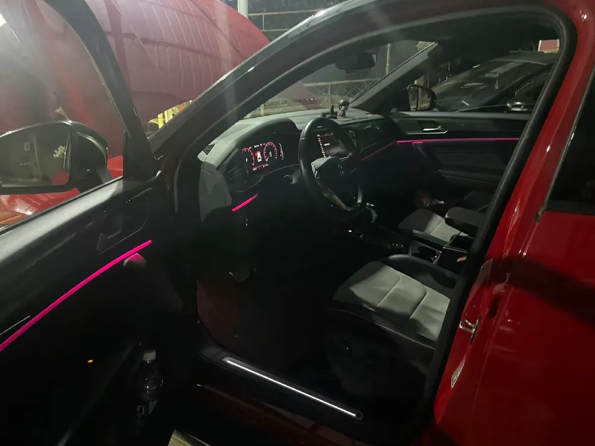 2020 Volkswagen Tayron X 2.0T 220HP L4 7DCT,autocango,china used car exporter,china ev exporter,chinese used car exporter,chinese used ev exporter