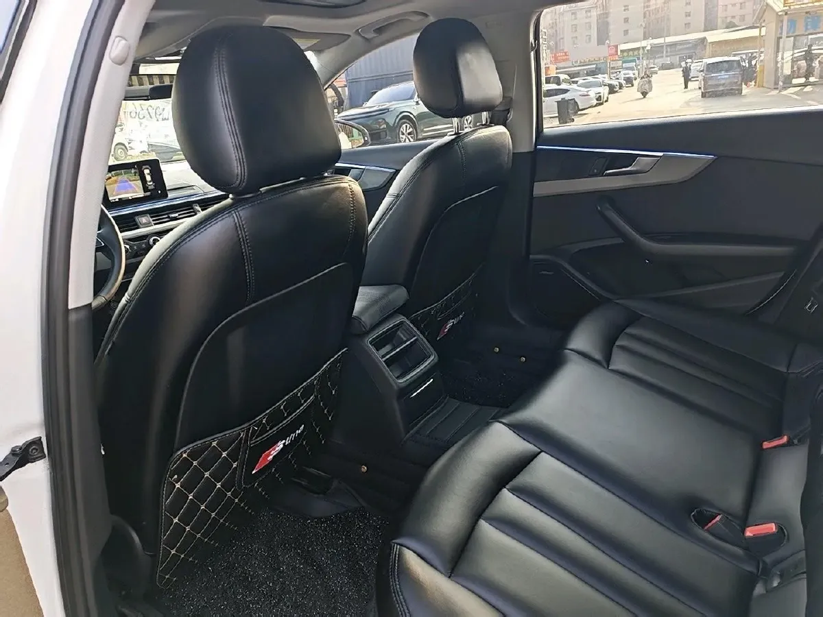 2019 Audi A4L 2.0T 190HP L4 7DCT,autocango,china used car exporter,china ev exporter,chinese used car exporter,chinese used ev exporter