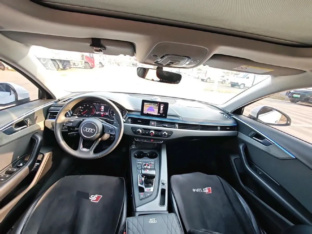 2019 Audi A4L 2.0T 190HP L4 7DCT,autocango,china used car exporter,china ev exporter,chinese used car exporter,chinese used ev exporter