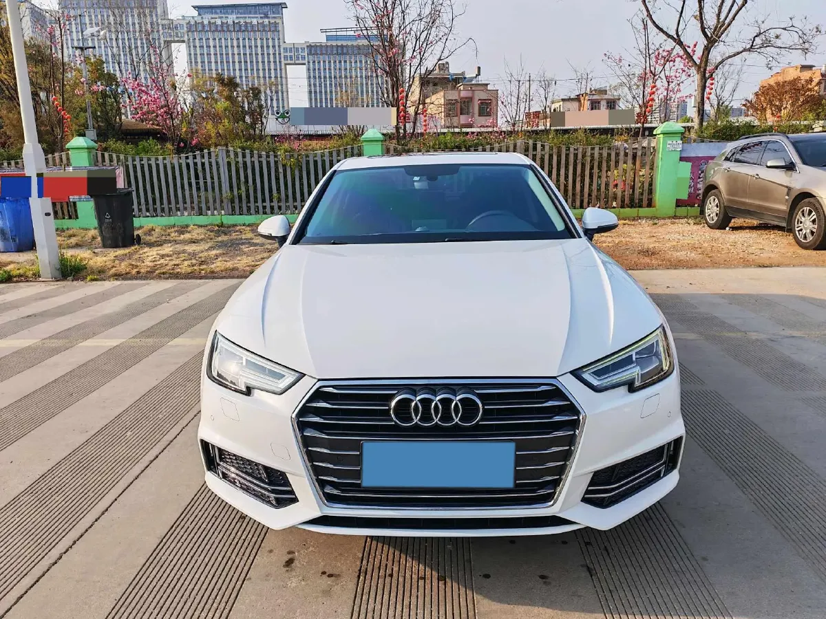 2019 Audi A4L 2.0T 190HP L4 7DCT,autocango,china used car exporter,china ev exporter,chinese used car exporter,chinese used ev exporter
