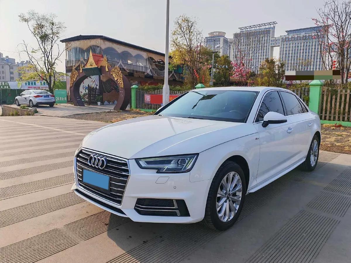 2019 Audi A4L 2.0T 190HP L4 7DCT,autocango,china used car exporter,china ev exporter,chinese used car exporter,chinese used ev exporter