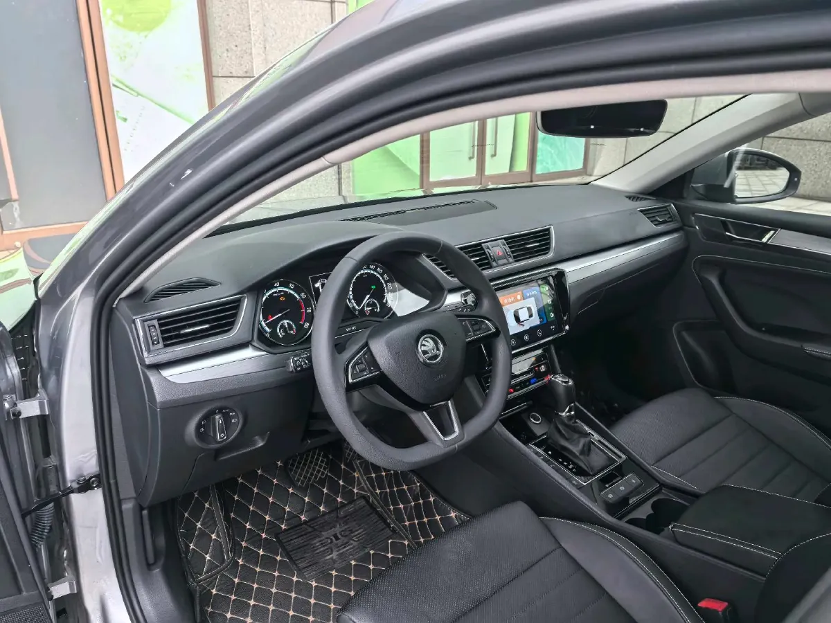 2019 BYD Song MAX 1.5T 154HP L4 6DCT PHEV 15.98KWH,autocango,china used car exporter,china ev exporter,chinese used car exporter,chinese used ev exporter