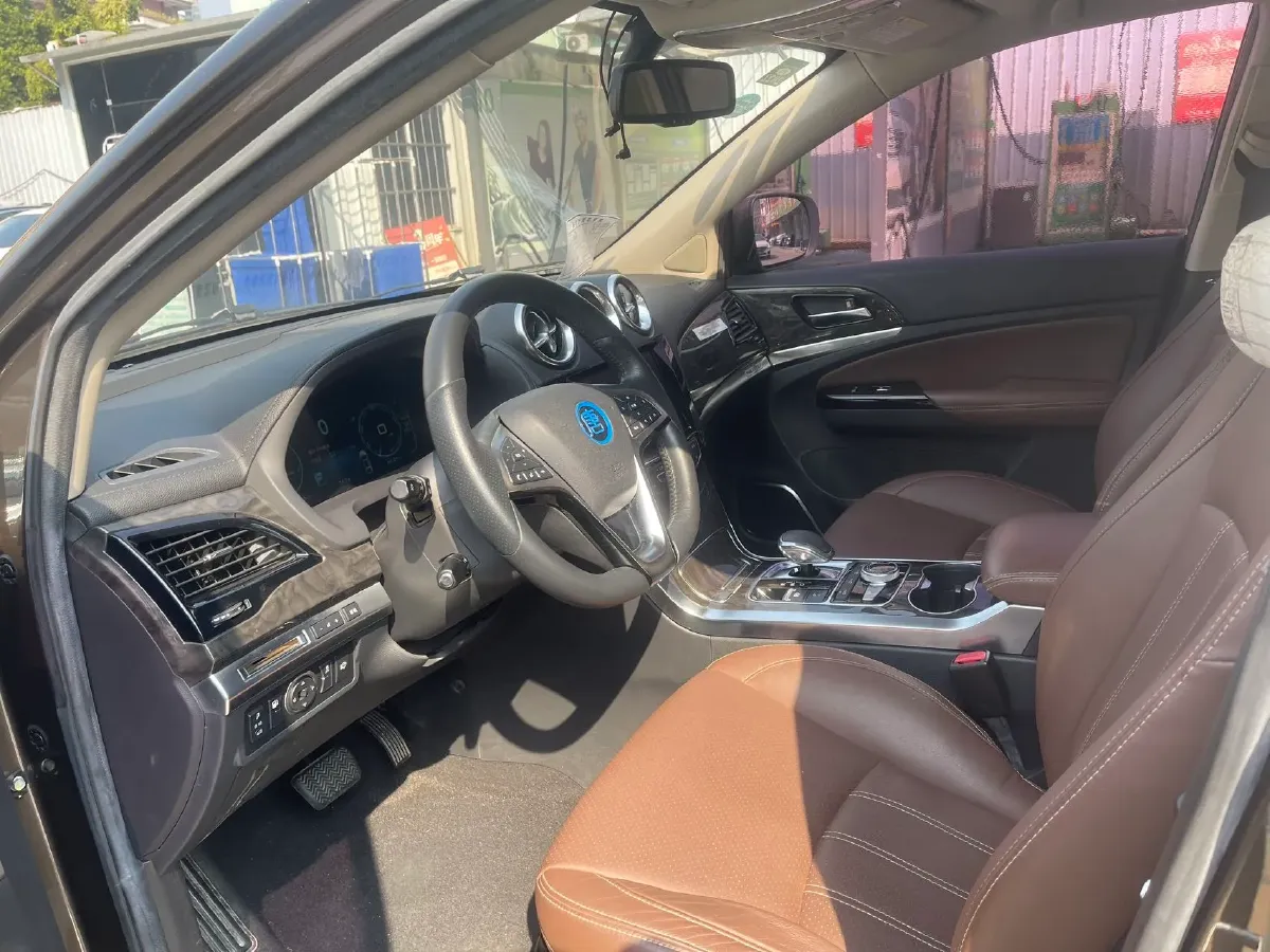 2017 BYD Tang 2.0T 205HP L4 6DCT PHEV,autocango,china used car exporter,china ev exporter,chinese used car exporter,chinese used ev exporter