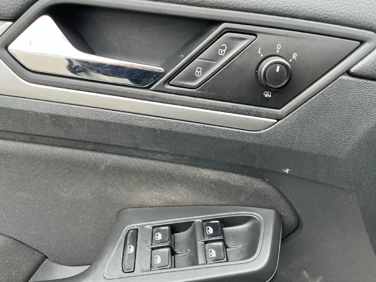 2019 Volkswagen T-Cross 1.4T 150HP L4 7DCT,autocango,china used car exporter,china ev exporter,chinese used car exporter,chinese used ev exporter