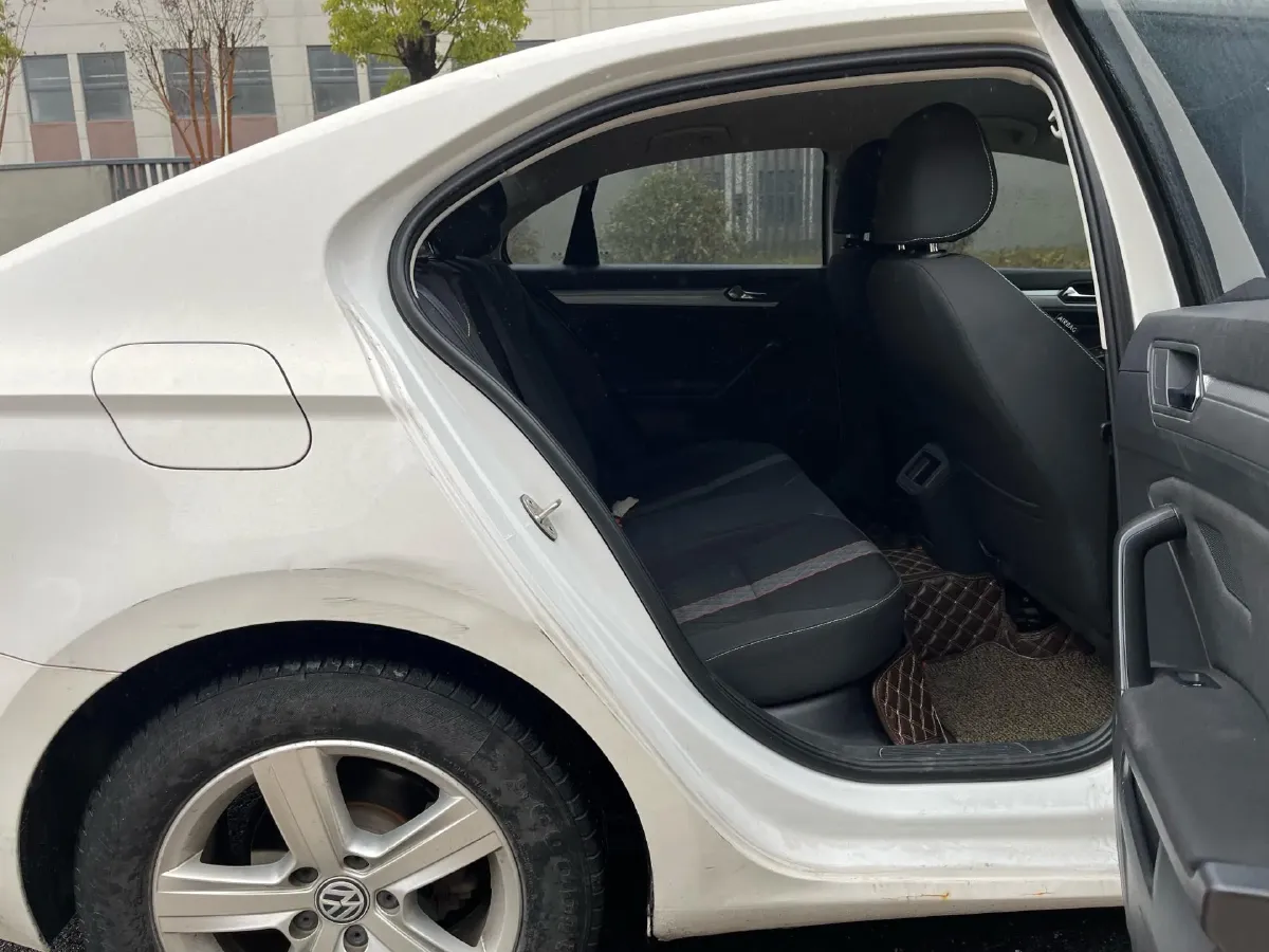 2019 Volkswagen T-Cross 1.4T 150HP L4 7DCT,autocango,china used car exporter,china ev exporter,chinese used car exporter,chinese used ev exporter