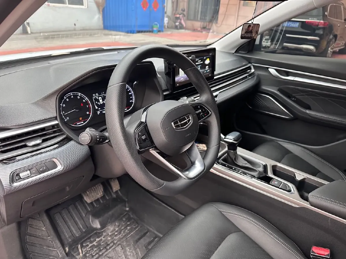 2022 Geely Emgrand 1.5L 114HP L4 CVT,autocango,china used car exporter,china ev exporter,chinese used car exporter,chinese used ev exporter